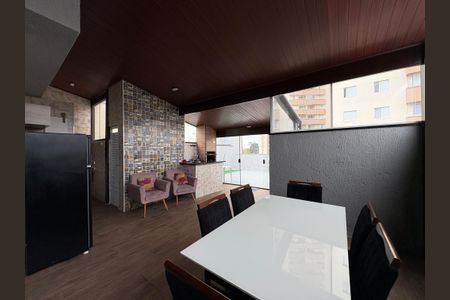 Apartamento à venda com 120m², 3 quartos e 2 vagas Apartamento à venda com 120m², 3 quartos e 2 vagasCobertura