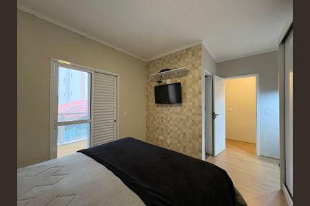 Apartamento à venda com 120m², 3 quartos e 2 vagas Apartamento à venda com 120m², 3 quartos e 2 vagasSuíte