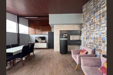 Apartamento à venda com 120m², 3 quartos e 2 vagas Apartamento à venda com 120m², 3 quartos e 2 vagasCobertura