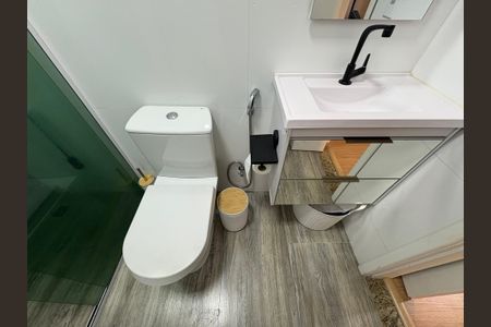 Apartamento à venda com 120m², 3 quartos e 2 vagas Apartamento à venda com 120m², 3 quartos e 2 vagasBanheiro da Suíte