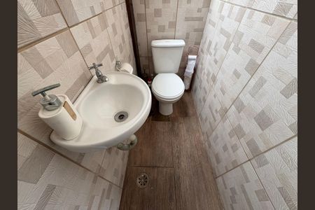 Apartamento à venda com 120m², 3 quartos e 2 vagas Apartamento à venda com 120m², 3 quartos e 2 vagasLavabo