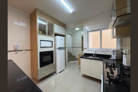 Apartamento à venda com 120m², 3 quartos e 2 vagas Apartamento à venda com 120m², 3 quartos e 2 vagasCozinha