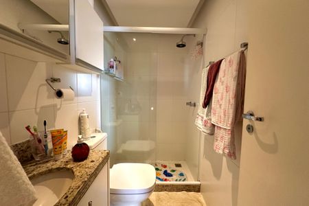 Apartamento à venda com 122m², 3 quartos e 2 vagasBanheiro da Suíte 2