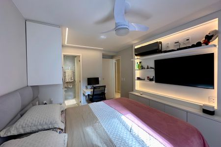 Apartamento à venda com 122m², 3 quartos e 2 vagasSuíte 1