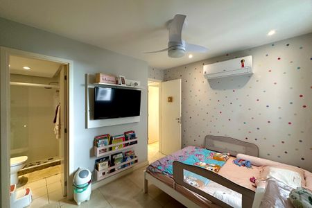 Apartamento à venda com 122m², 3 quartos e 2 vagasSuíte 2