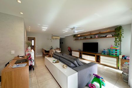 Apartamento à venda com 122m², 3 quartos e 2 vagasSala