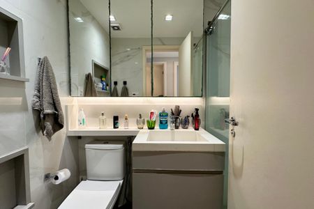 Apartamento à venda com 122m², 3 quartos e 2 vagasBanheiro Social