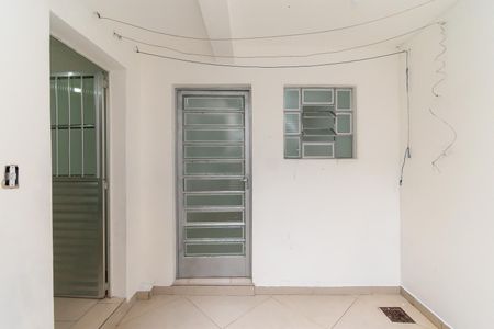 Casa para alugar com 32m², 2 quartos e sem vagaÁrea de Serviço