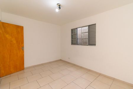 Quarto 2 de casa para alugar com 2 quartos, 32m² em Parque dos Bancarios, São Paulo