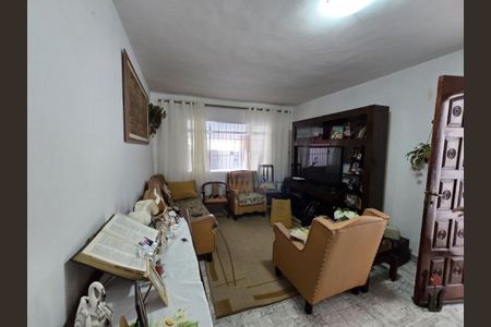 Casa à venda com 6 quartos, 350m² em Jardim Ester Yolanda, São Paulo
