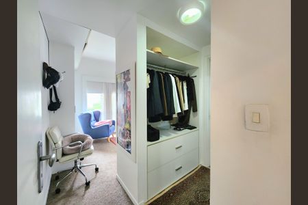 Apartamento para alugar com 150m², 3 quartos e 2 vagasCloset da suíte