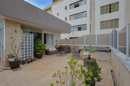 Apartamento à venda com 280m², 4 quartos e 2 vagasCobertura