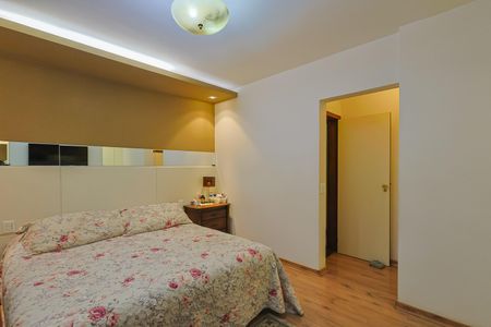 Apartamento à venda com 280m², 4 quartos e 2 vagasSuíte