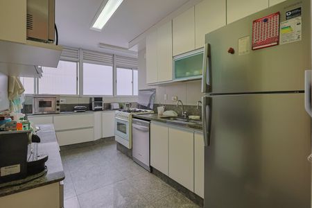 Apartamento à venda com 280m², 4 quartos e 2 vagasCozinha
