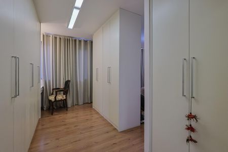 Apartamento à venda com 280m², 4 quartos e 2 vagasSuíte