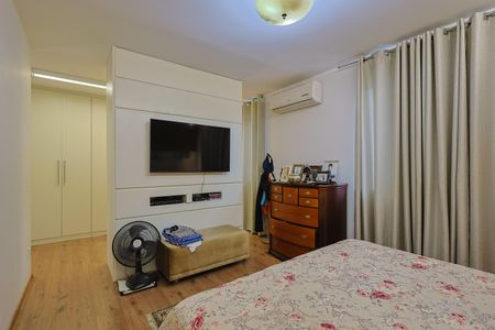 Apartamento à venda com 280m², 4 quartos e 2 vagasSuíte