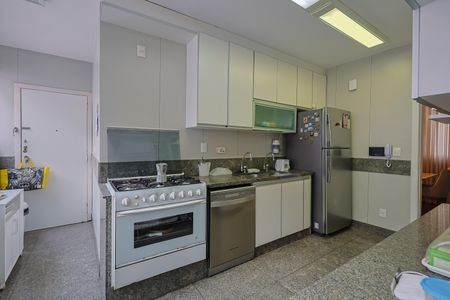 Apartamento à venda com 280m², 4 quartos e 2 vagasCozinha