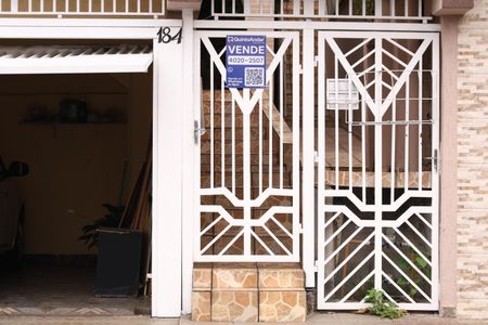 Casa à venda com 175m², 2 quartos e 2 vagasPlaca