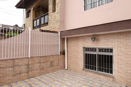 Casa à venda com 175m², 2 quartos e 2 vagasVaranda