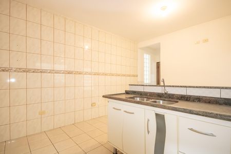 Cozinha de casa para alugar com 1 quarto, 69m² em Santa Maria, Osasco