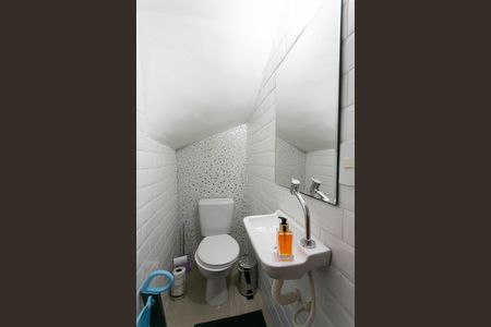 Casa de condomínio à venda com 87m², 3 quartos e 1 vaga Casa de condomínio à venda com 87m², 3 quartos e 1 vagaLavabo