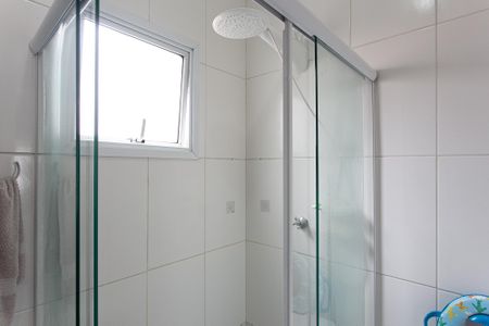 Casa de condomínio à venda com 87m², 3 quartos e 1 vaga Casa de condomínio à venda com 87m², 3 quartos e 1 vagaBanheiro da Suíte