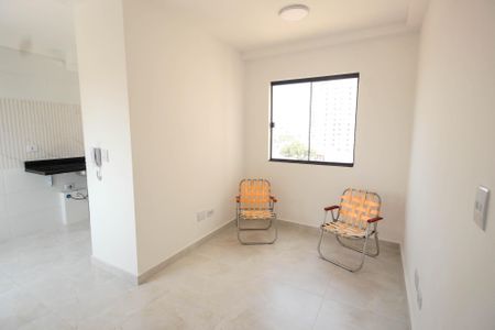 Sala de apartamento à venda com 2 quartos, 50m² em Chora Menino, São Paulo