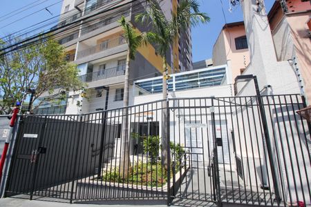 Apartamento para alugar com 41m², 2 quartos e sem vagaFachada e portaria