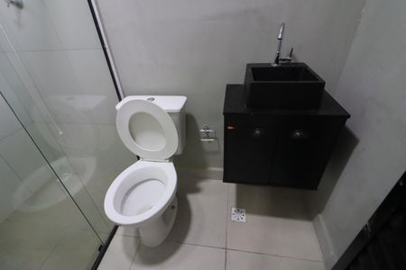 Banheiro Studio de kitnet/studio para alugar com 1 quarto, 21m² em Presidente Altino, Osasco