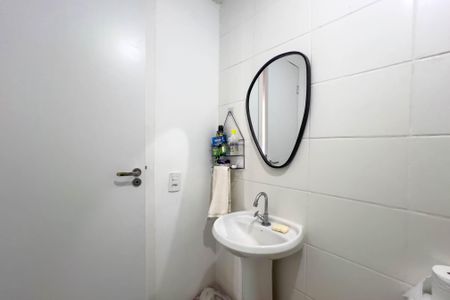 Apartamento à venda com 35m², 2 quartos e sem vaga Apartamento à venda com 35m², 2 quartos e sem vagaBanheiro