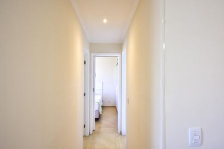 Corredor de apartamento para alugar com 2 quartos, 55m² em Chacara Nossa Senhora do Bom Conselho, São Paulo