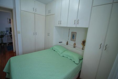 Apartamento à venda com 94m², 3 quartos e 1 vagaQuarto 2