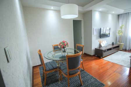 Apartamento à venda com 94m², 3 quartos e 1 vagaSala