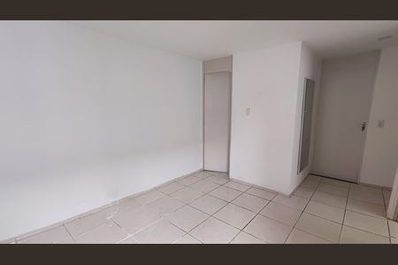 Apartamento à venda com 47m², 2 quartos e 1 vaga Apartamento à venda com 47m², 2 quartos e 1 vagaSala