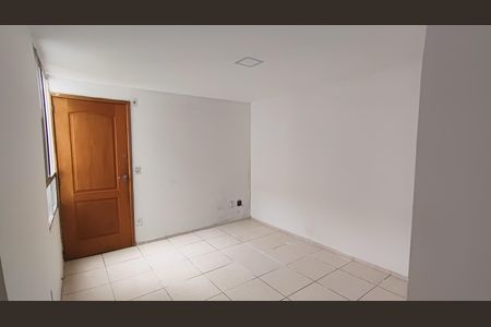 Sala  de apartamento à venda com 2 quartos, 47m² em Anil, Rio de Janeiro