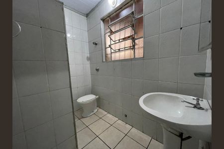 Casa à venda com 100m², 3 quartos e 2 vagas Casa à venda com 100m², 3 quartos e 2 vagasBanheiro 2