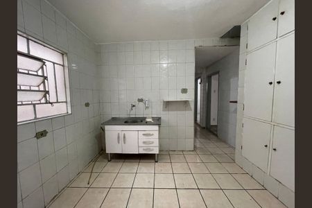 Casa à venda com 100m², 3 quartos e 2 vagas Casa à venda com 100m², 3 quartos e 2 vagasCozinha