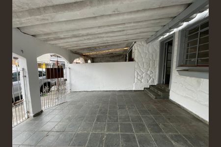 Casa à venda com 100m², 3 quartos e 2 vagas Casa à venda com 100m², 3 quartos e 2 vagasGaragem