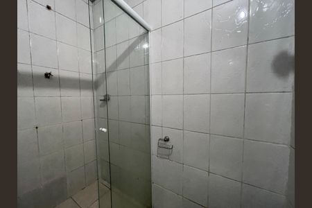 Casa à venda com 100m², 3 quartos e 2 vagas Casa à venda com 100m², 3 quartos e 2 vagasBanheiro 2