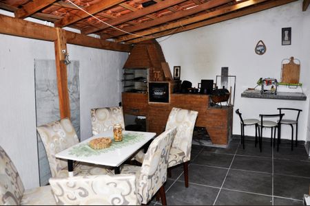 Casa à venda com 171m², 2 quartos e 2 vagasChurrasqueira e Espaço Gourmet