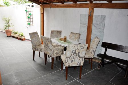 Casa à venda com 171m², 2 quartos e 2 vagasChurrasqueira e Espaço Gourmet