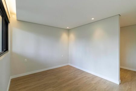 Casa à venda com 2104m², 4 quartos e 10 vagas Casa à venda com 2104m², 4 quartos e 10 vagasSuíte 1