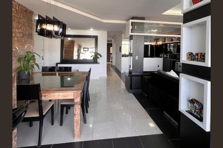 Apartamento para alugar com 160m², 2 quartos e 2 vagasSala