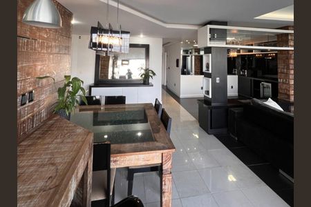 Apartamento para alugar com 160m², 2 quartos e 2 vagasSala