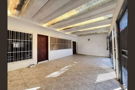 Casa à venda com 130m², 2 quartos e 3 vagas Casa à venda com 130m², 2 quartos e 3 vagasFoto 36