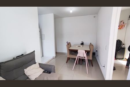 Sala de apartamento à venda com 2 quartos, 48m² em Gardênia Azul, Rio de Janeiro