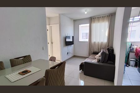 Sala de apartamento à venda com 2 quartos, 48m² em Gardênia Azul, Rio de Janeiro