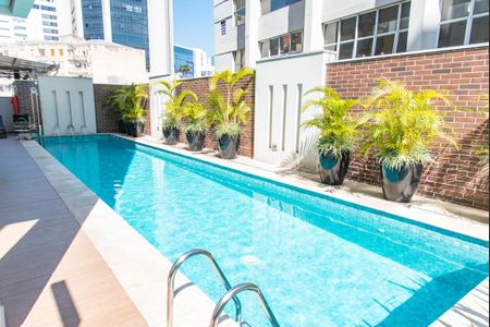 Apartamento à venda com 70m², 2 quartos e 1 vagaÁrea comum - Piscina