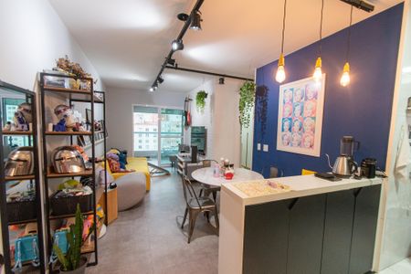 Sala de apartamento à venda com 2 quartos, 70m² em Liberdade, São Paulo