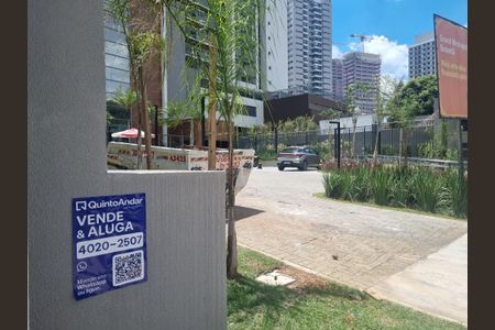 Apartamento à venda com 73m², 2 quartos e 1 vaga Apartamento à venda com 73m², 2 quartos e 1 vagaFachada - Plaquinha